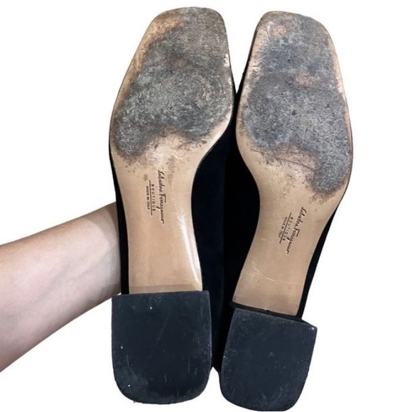 Salvatore Ferragamo Black Flats - Picture 7 of 7